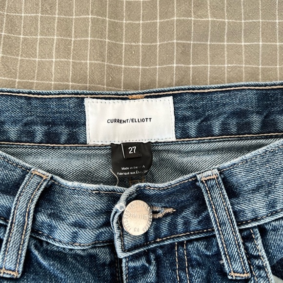 Current Elliott Straight / Bootcut Denim - Picture 4 of 5